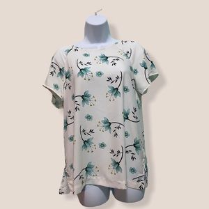 NWOT LOFT White Floral Spring/Summer Blouse